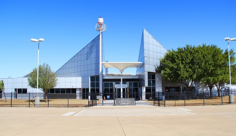 Dallas Executive Airport (RBD)